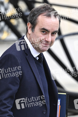 Kabinettssitzung  in Paris