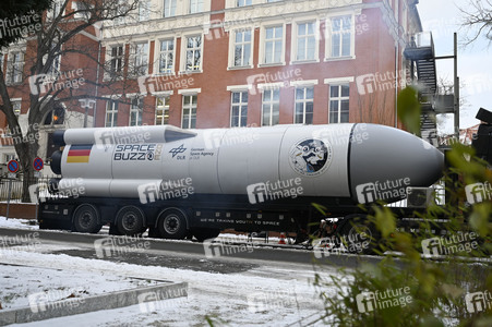 Der High-Tech-LKW Spacebuzz One in Görlitz