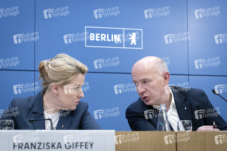 Pressebriefing zum Anschlag auf das Berliner Stromnetz in Berlin