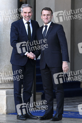 Treffen der Koaliton der Willigen in Paris