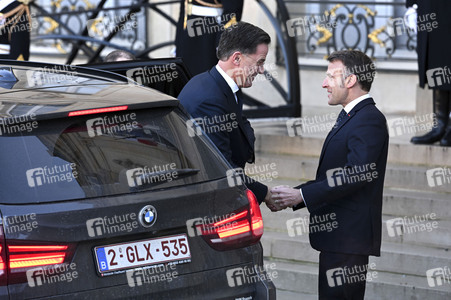 Treffen der Koaliton der Willigen in Paris