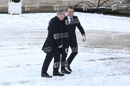 Treffen der Koaliton der Willigen in Paris