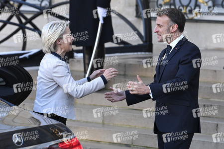 Treffen der Koaliton der Willigen in Paris