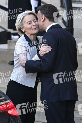 Treffen der Koaliton der Willigen in Paris