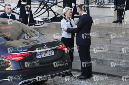 Treffen der Koaliton der Willigen in Paris