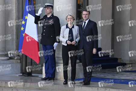 Treffen der Koaliton der Willigen in Paris