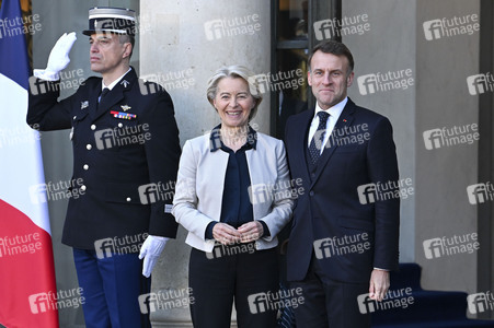 Treffen der Koaliton der Willigen in Paris