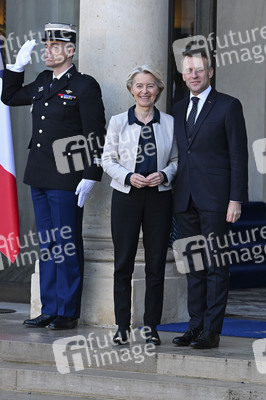 Treffen der Koaliton der Willigen in Paris