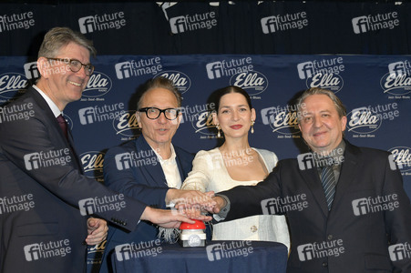 Fototermin zum Sendestart von Ella Radio in Berlin