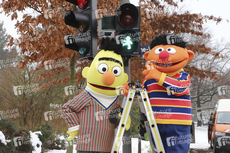 Ernie und Bert werden Ampelmännchen in Hamburg