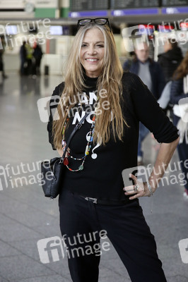 Abflug ins Dschungel-Camp 2026 vom Flughafen Frankfurt am Main