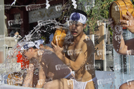 Kanchu Misogi Zeremonie in Tokio