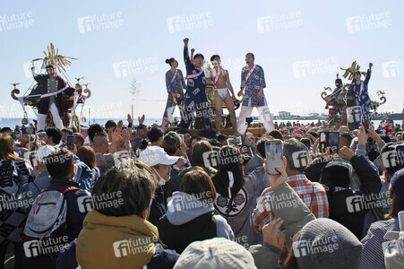 Reinigungszeremonie in Fujisawa