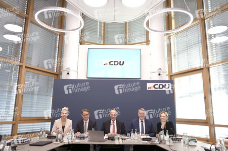 Pressekonferenz nach der Bundesvorstandssitzung der CDU in Berlin