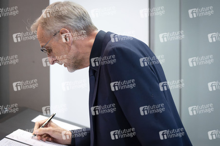 Politische Sitzung des Verteidigungsausschusses des Bundesrates in Berlin
