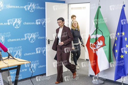 Rücktritt von Ministerin Josefine Paul in Düsseldorf