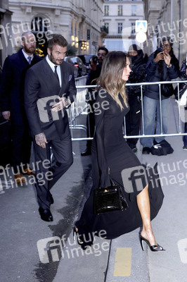 Ordensverleihung an Victoria Beckham in Paris