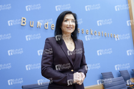 Bundespressekonferenz 'Vorstellung des Jahreswirtschaftsberichts 2026 der Bundesregierung' in Berlin