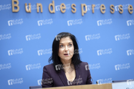 Bundespressekonferenz 'Vorstellung des Jahreswirtschaftsberichts 2026 der Bundesregierung' in Berlin