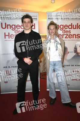 Filmpremiere 'Ungeduld des Herzens' in Berlin