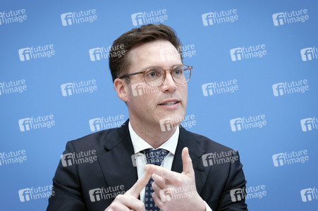 Bundespressekonferenz '3 Löwen Allianz' in Berlin