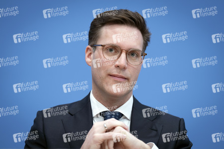 Bundespressekonferenz '3 Löwen Allianz' in Berlin