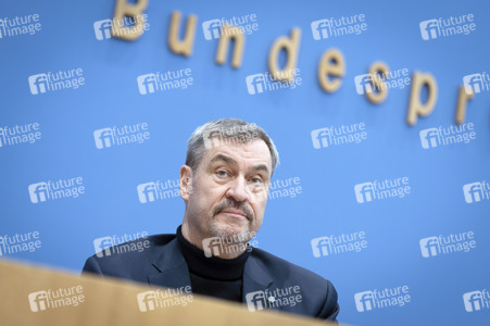 Bundespressekonferenz '3 Löwen Allianz' in Berlin