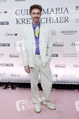 Guido Maria Kretschmer for Bridgerton 'The Regency Dinner' in Hamburg