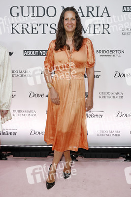 Guido Maria Kretschmer for Bridgerton 'The Regency Dinner' in Hamburg