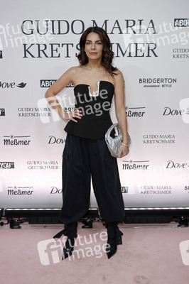 Guido Maria Kretschmer for Bridgerton 'The Regency Dinner' in Hamburg