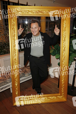 Guido Maria Kretschmer for Bridgerton 'The Regency Dinner' in Hamburg