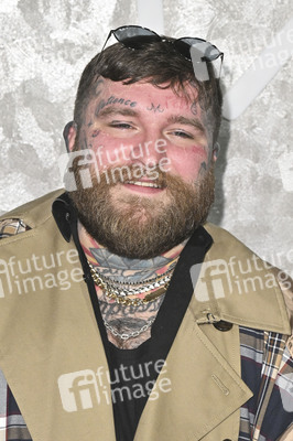 Warner Music Group Grammy Awards Party in Los Angeles