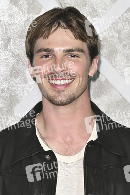 Warner Music Group Grammy Awards Party in Los Angeles