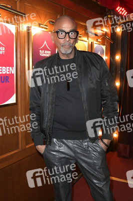 Theaterpremiere 'Klangrazzia 2.0' in Berlin