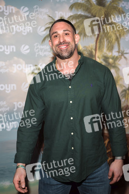 Premiere von 'Promis unter Palmen' in Köln