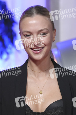 Showpremiere 'Cirque du Soleil - Alegria' in München