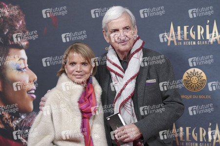 Showpremiere 'Cirque du Soleil - Alegria' in München