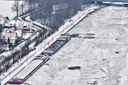 Eisbildung am Mittellandkanal in Hannover