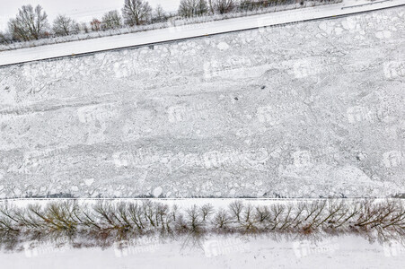 Eisbildung am Mittellandkanal in Hannover
