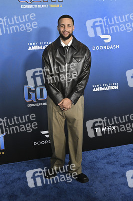 Filmpremiere 'G.O.A.T. - Bock auf große Sprünge' in Los Angeles