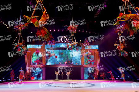 Eisrevue 'Holiday on Ice - Cinema of Dreams' in Hamburg
