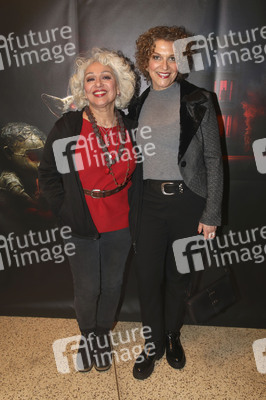 Theaterpremiere '2:22 - Eine Geistergeschichte' in Berlin