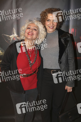 Theaterpremiere '2:22 - Eine Geistergeschichte' in Berlin