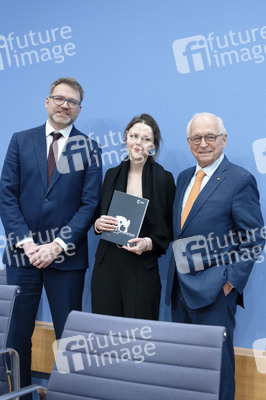 Bundespressekonferenz 'Munich Security Report 2026' in Berlin