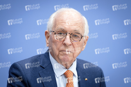 Bundespressekonferenz 'Munich Security Report 2026' in Berlin