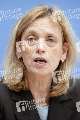 Bundespressekonferenz 'Vorstellung der Dunkelfeldstudie zur Gewaltbetroffenheit in Deutschland' in Berlin