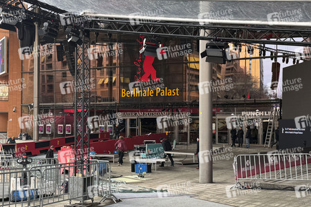 Aufbauarbeiten zur Berlinale 2026 in Berlin