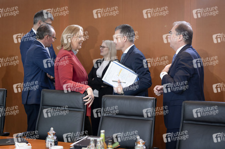 33. Kabinettssitzung des Bundeskabinetts in Berlin