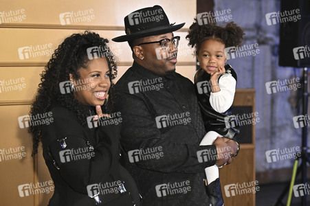 Season Finale Party 'The Neighborhood' in Los Angeles