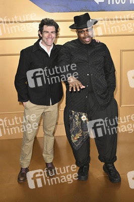 Season Finale Party 'The Neighborhood' in Los Angeles